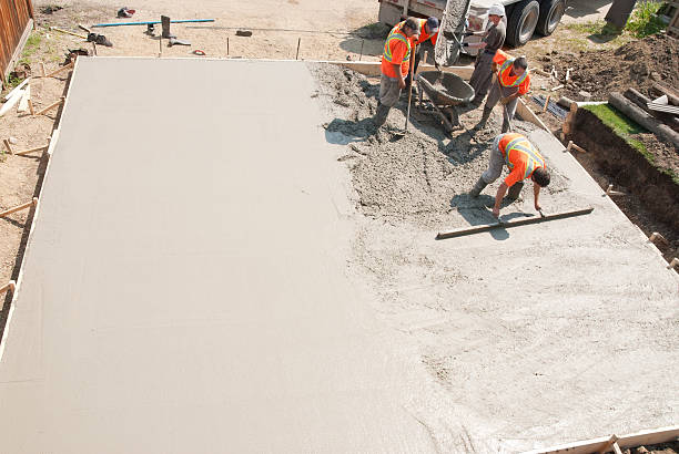 Best Concrete Pool Decks in Latimer, MS
